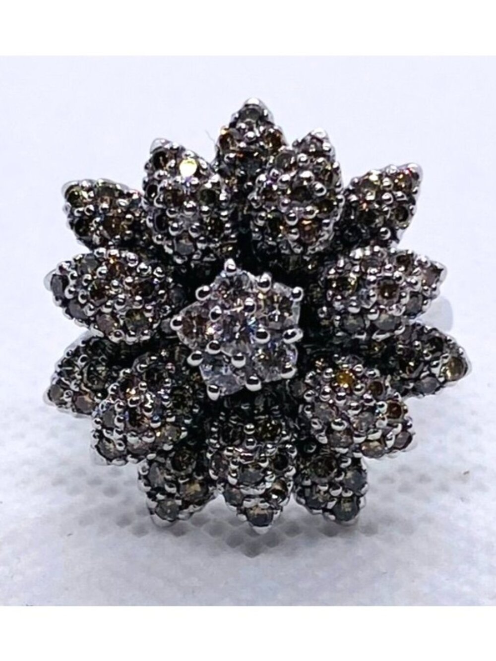 Le Vian 14K 585 White Gold Floral Motif Ring Size 7, 23.5mm Wide
